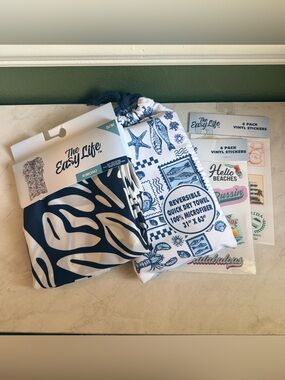 The Easy Life Reversible Quick-Dry Towel & Kimono Set with FL stickers